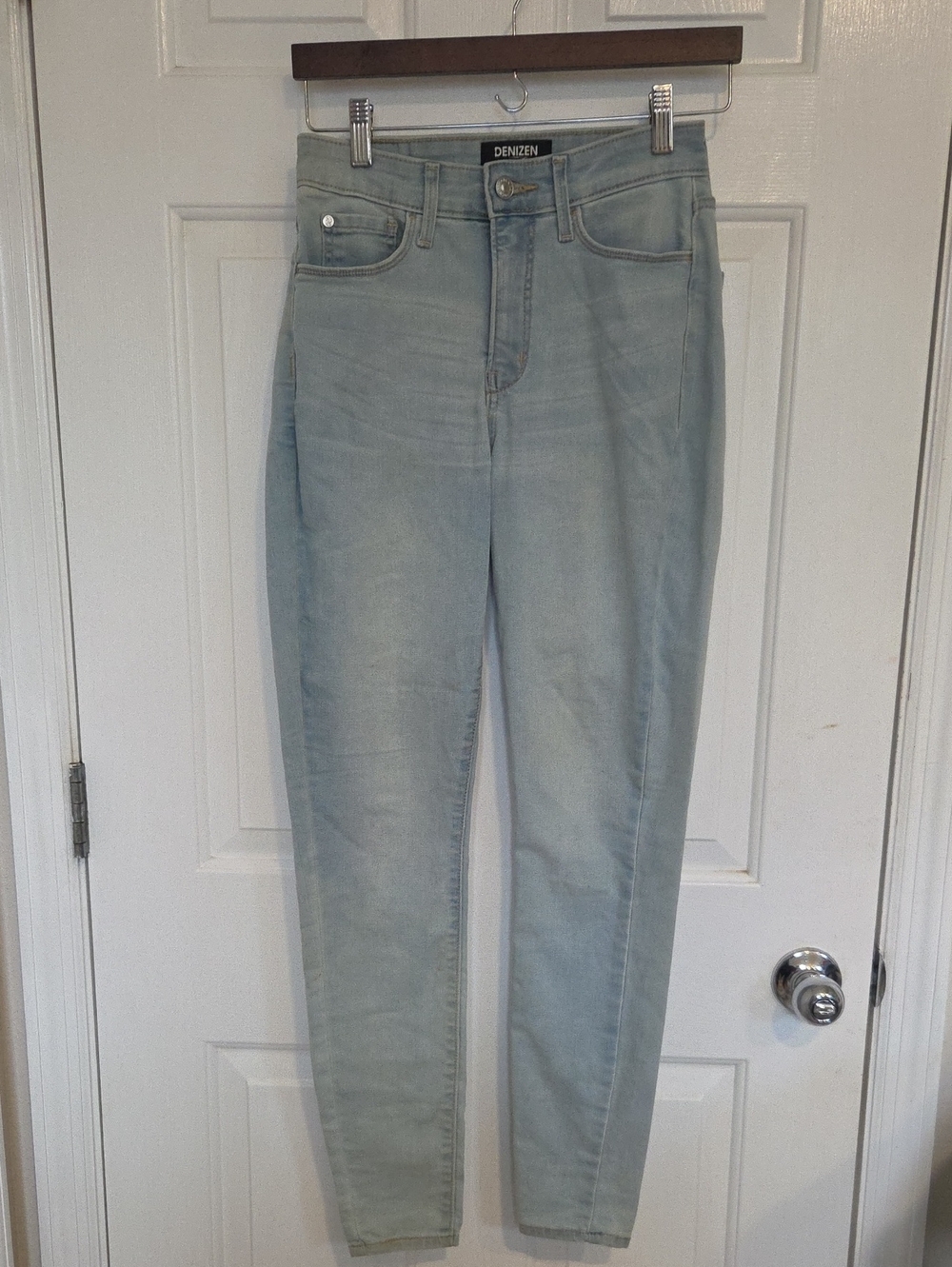 Denizen from Levi's High-Rise Pale Blue Skinny Jeans - Women's SIZE 4
